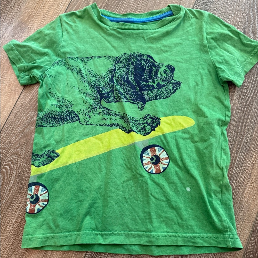 Boden Green and Yellow Short Sleeve‎ Tee dog on skateboard 4/5